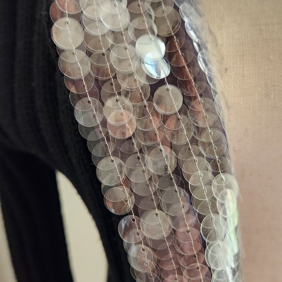 Chanel Black Evening Cardigan Sweater w/paillettes; Wool/Silk Sml (US 4-6; 40) - Picture 12 of 14